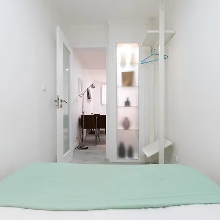 Alfama Studio, Perfect For Budget Travelers * Lisboa
